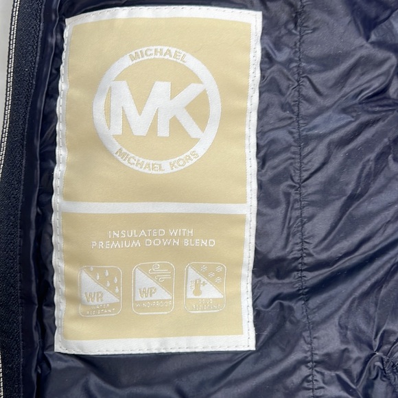 Michael Kors Down Coat, Detachable Hood, Dark Navy, Women's Petite Medum, NWT - Picture 7 of 8